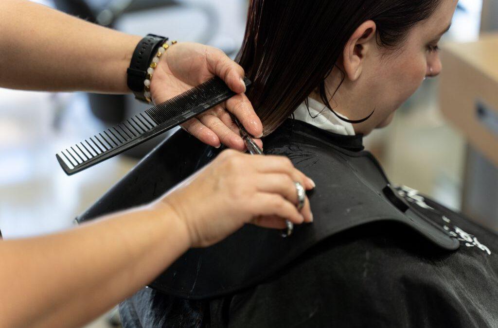 Cortes de cabello que envejecen